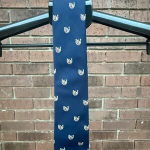 VTG Cambridge Collection By Damon Mens Neck Tie Equestrian Horse Shoe Navy Italy